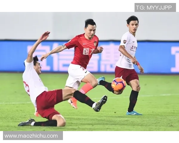 首尔埃兰与城南俱乐部激战正酣谁能在这场较量中笑到最后